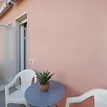 Victoria Mediterraneo Апартаменти