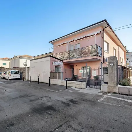 Victoria Mediterraneo Apartment Diano Marina